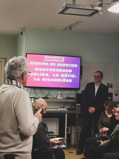 Réunion de proximité à Montreynaud