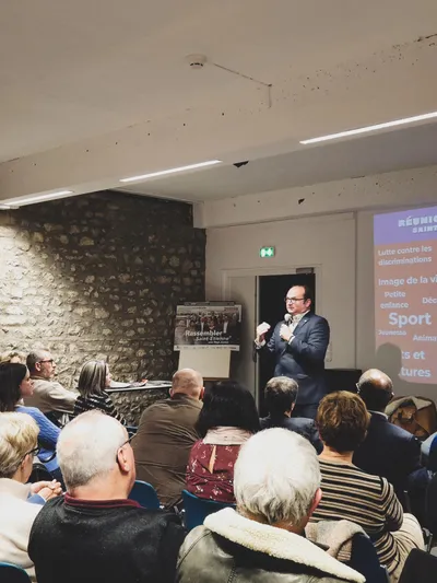 Réunion de proximité à Saint-Victor-sur-Loire