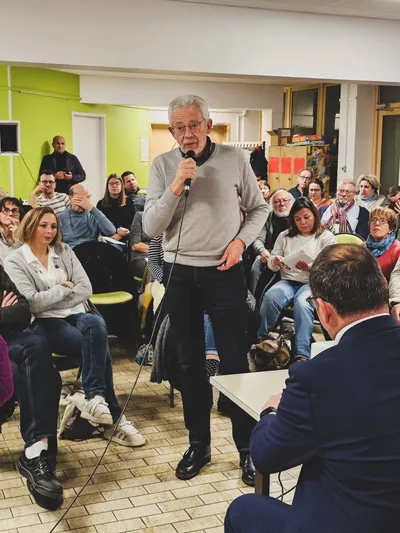 Réunion de quartier à La Métare